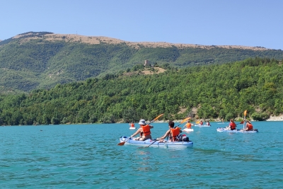 In canoa sul lago di Fiastra